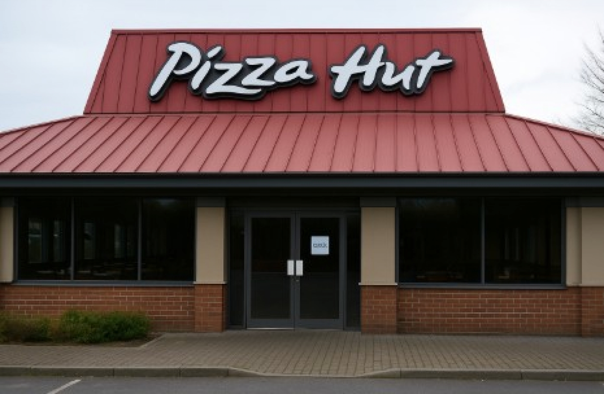 Hospitality Slowdown: What Pizza Hut’s Collapse Says About Tech Investment in the Sector